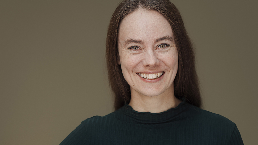 Portrait of Marieke Kuijjer smiling