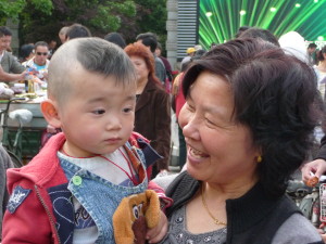 Mor med barn i Kina