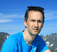 Bildet kan inneholde: person, hake, panne, menneskelig, fjell.