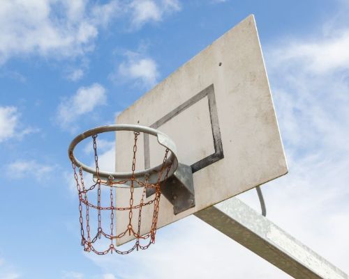 Basketbane i et fengsel