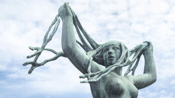 Kvinnelig statue av Vigeland