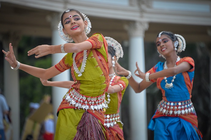 Girls dancing, indian moves